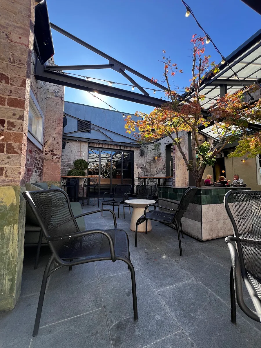 Vibe, The Royal Hotel QBN