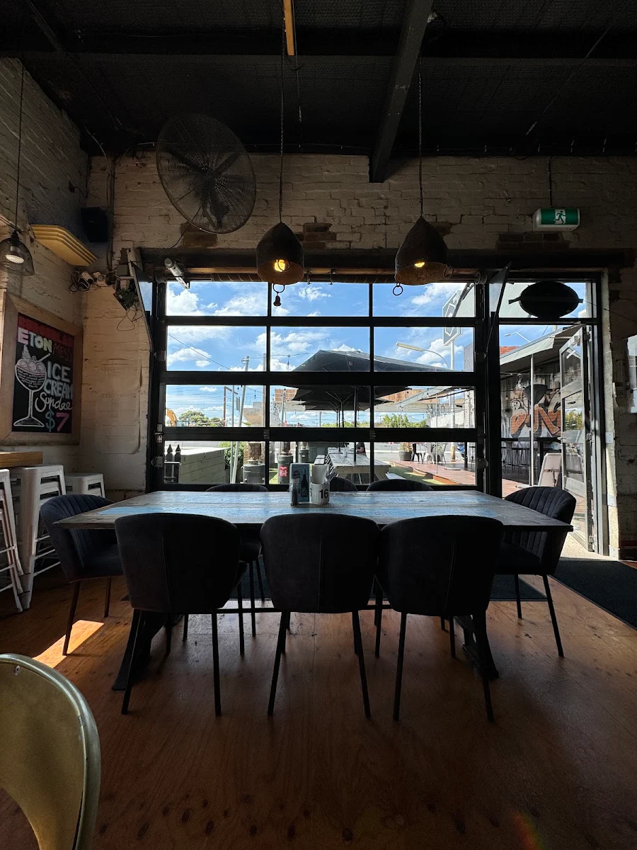 Vibe, Burgerlab