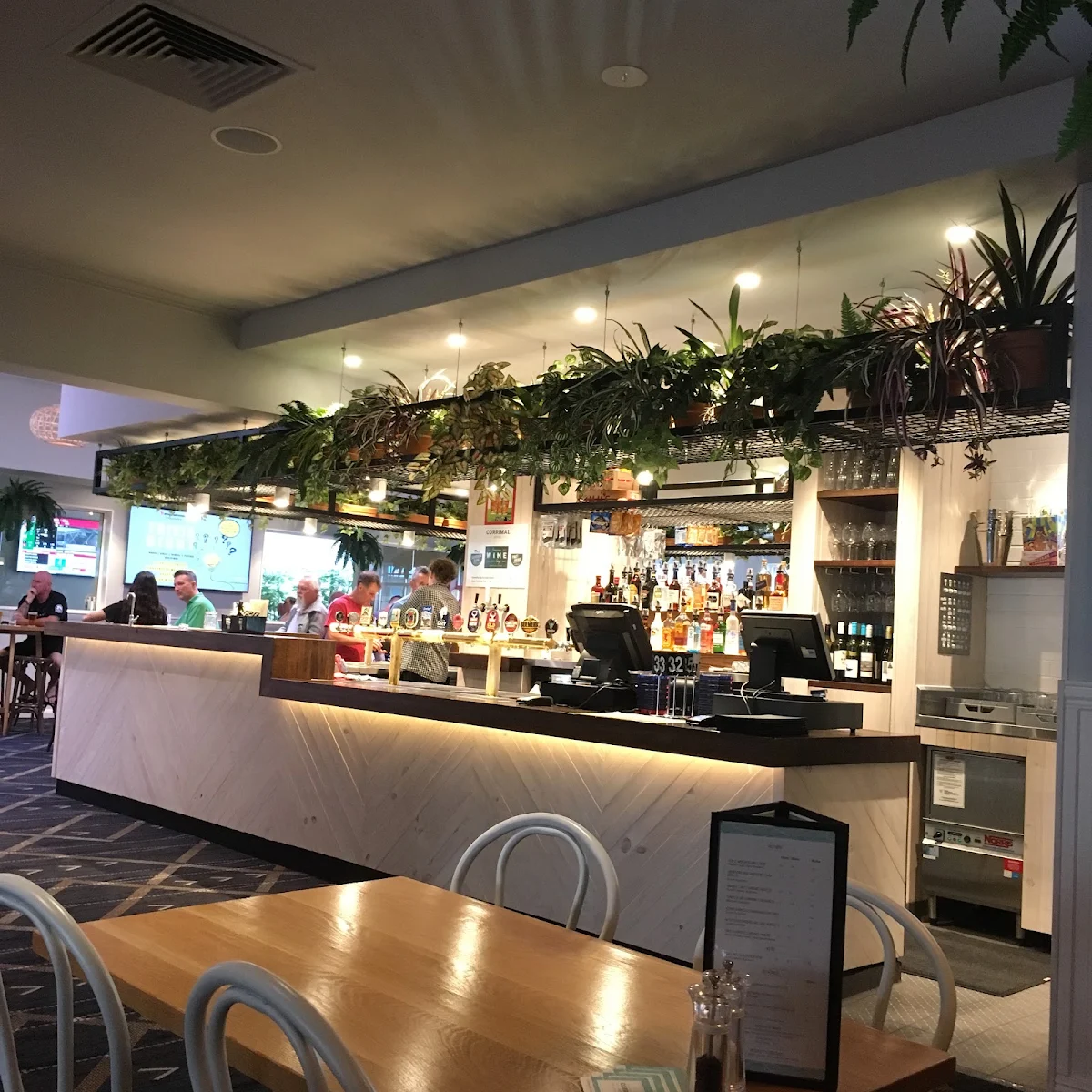 Vibe, The Corrimal Hotel