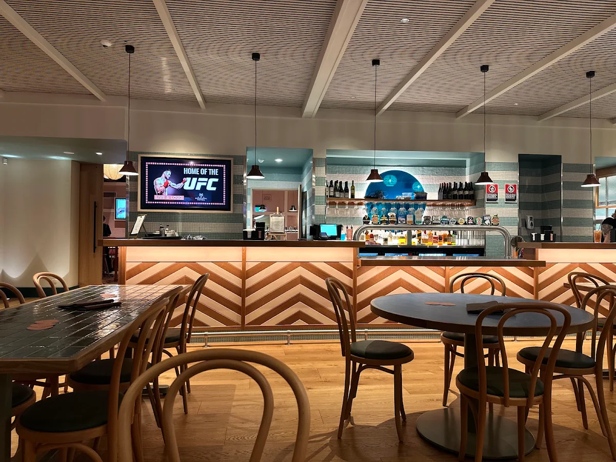 Vibe, The Corrimal Hotel