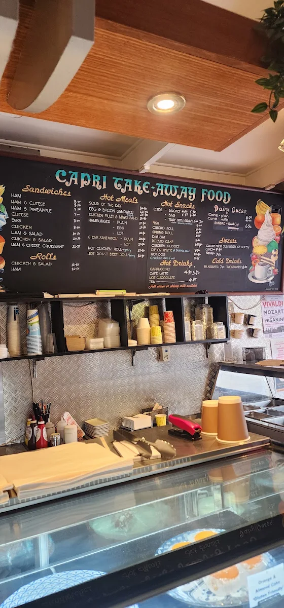 Vibe, Capri Cafe