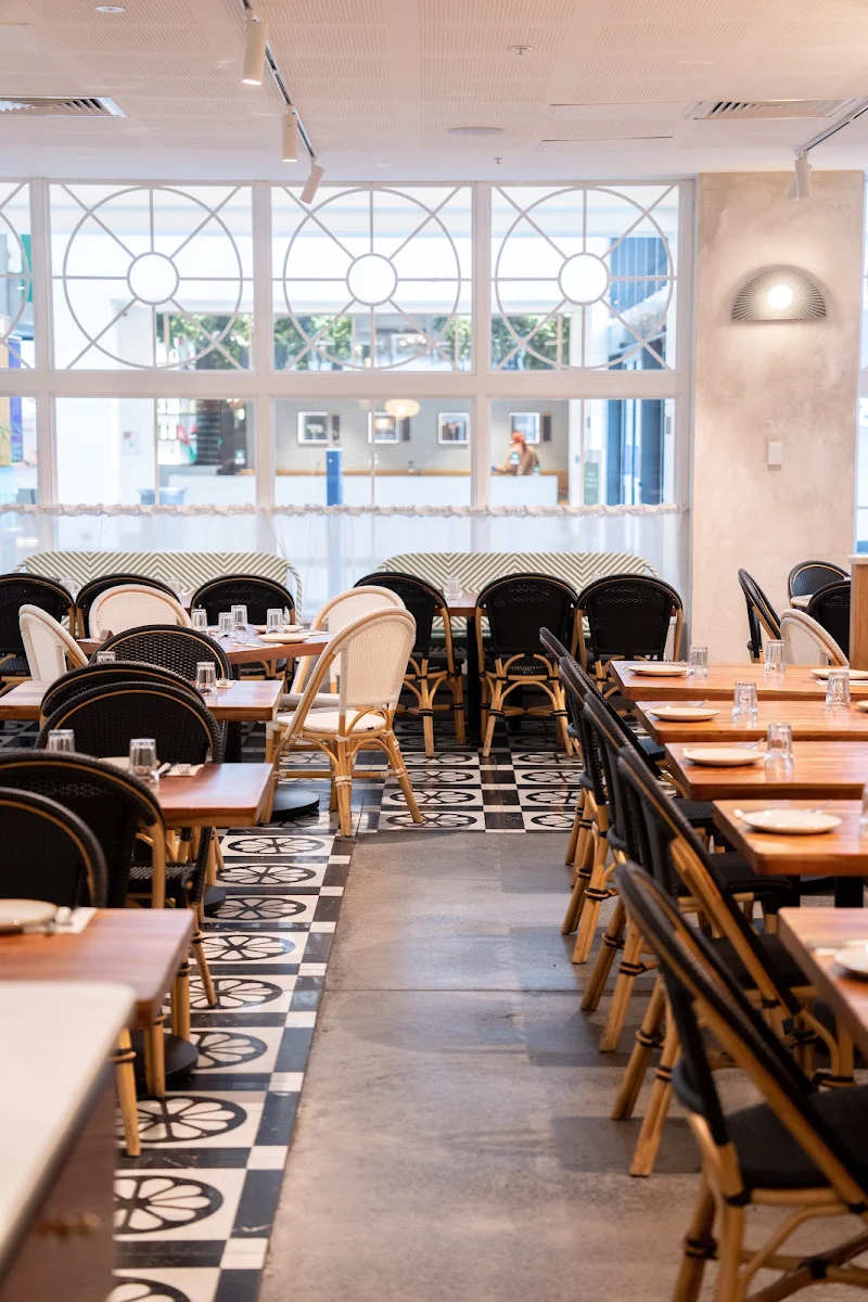 Vibe, Al Aseel Restaurant Castle Hill