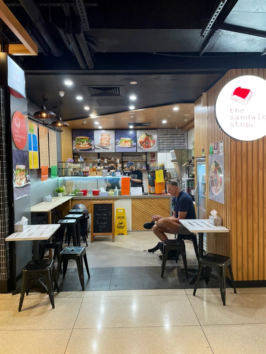Vibe, The sandwich stop