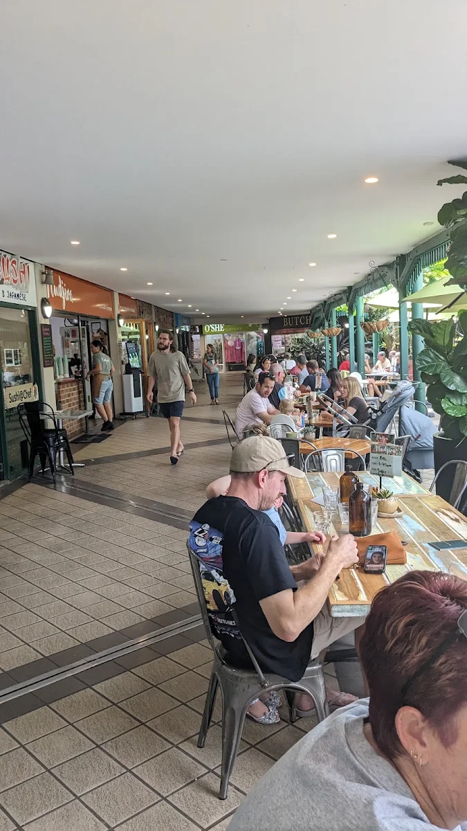 Vibe, Mudjira Village Eatery