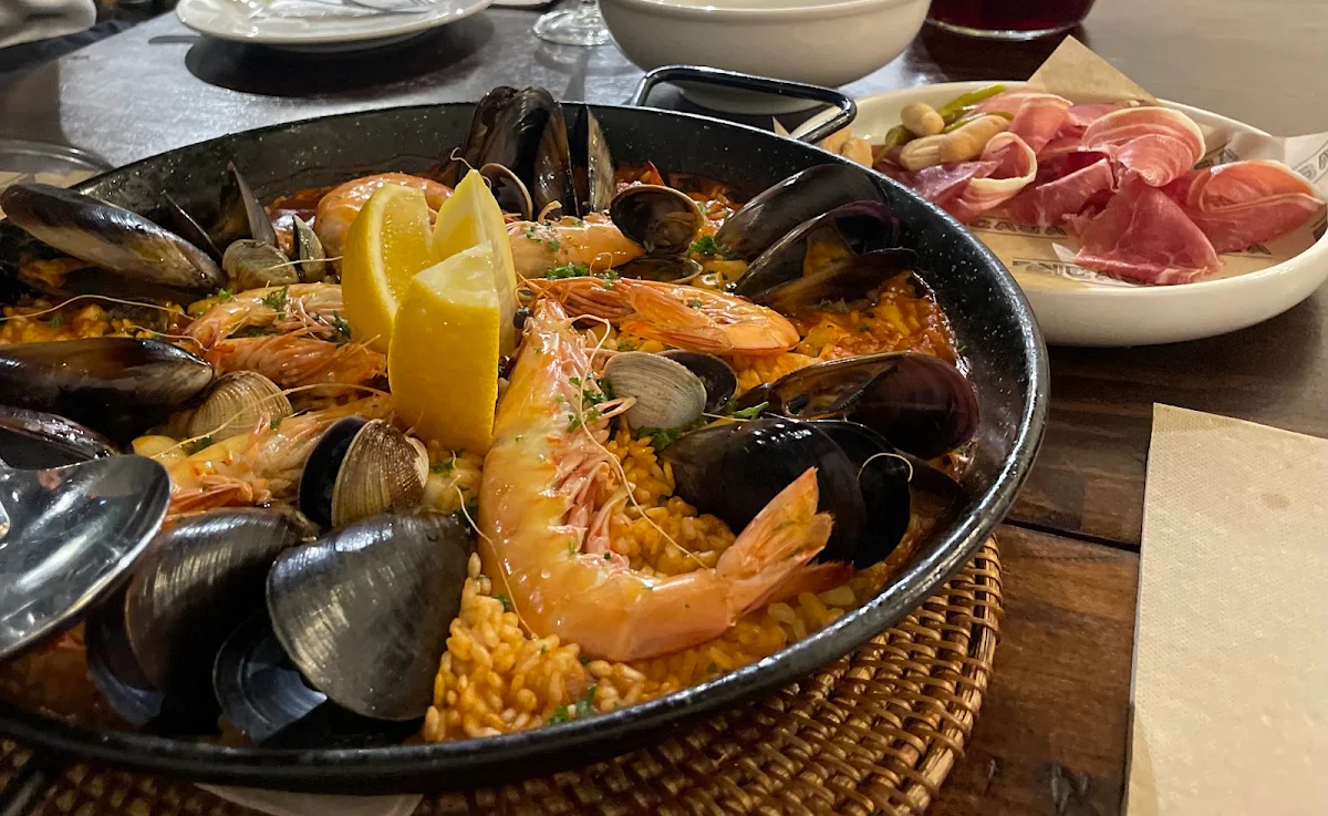 Food & drink photo 1