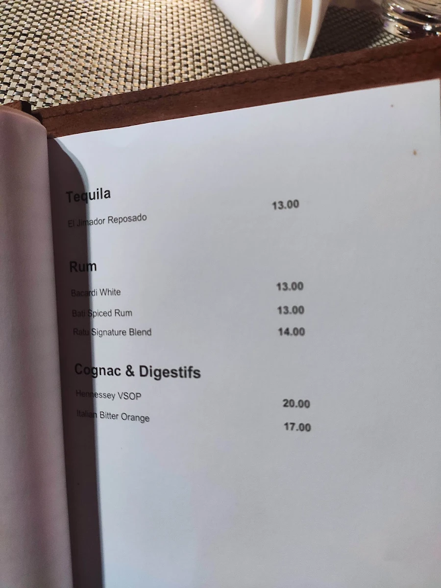 Menu, Pira Pool Bar
