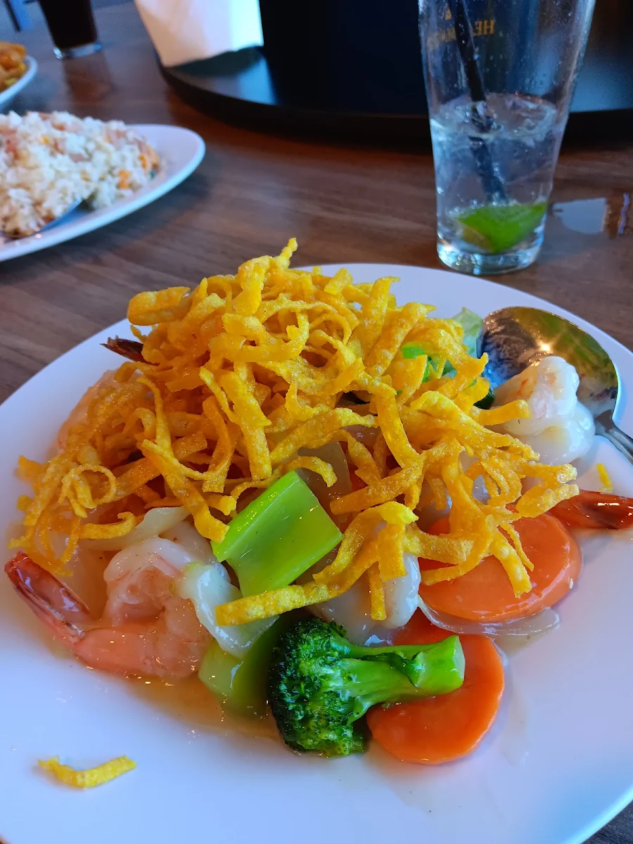 Food & drink, Golden Inn