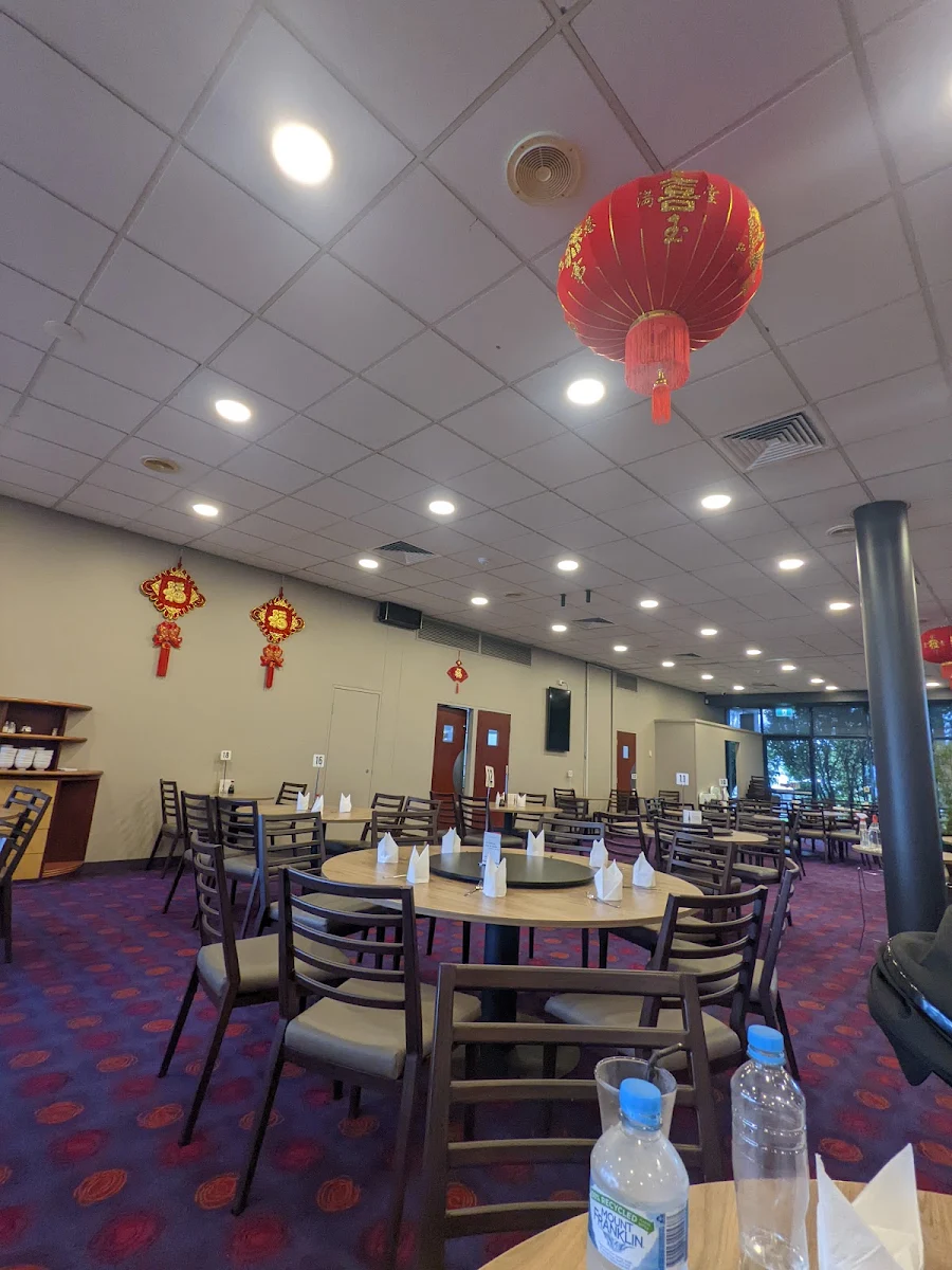 Vibe, Golden Inn