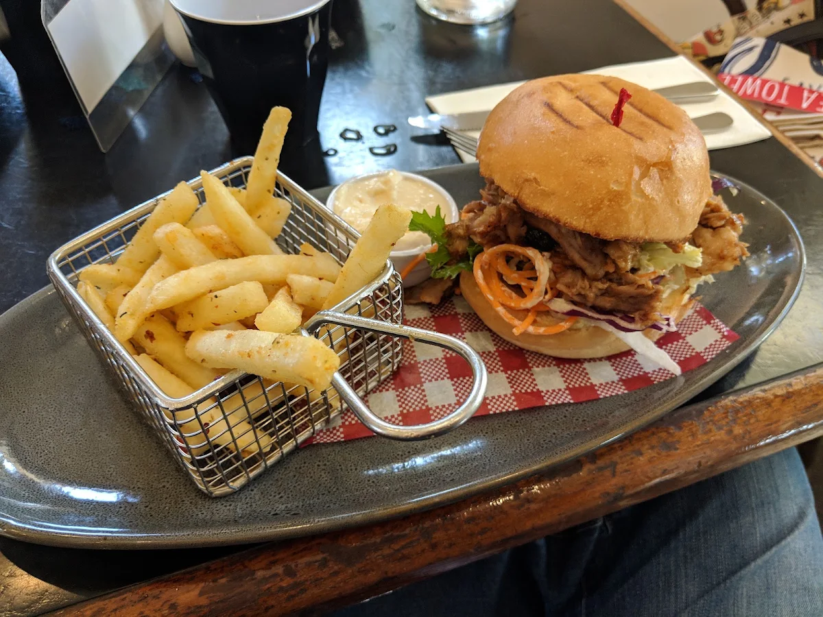 Food & drink, The Oriental Hotel Springwood