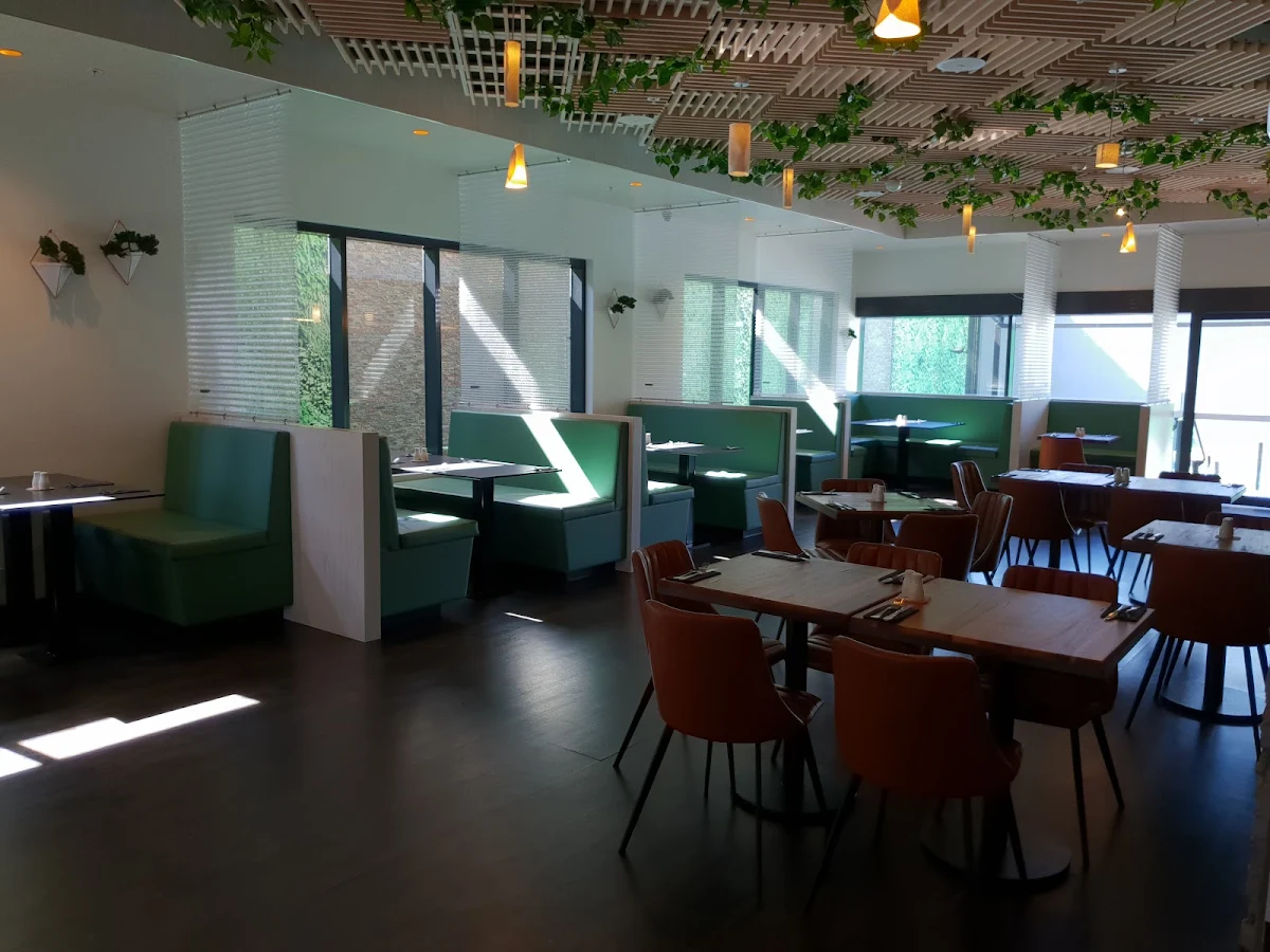 Vibe, The Landmark @ Gateway