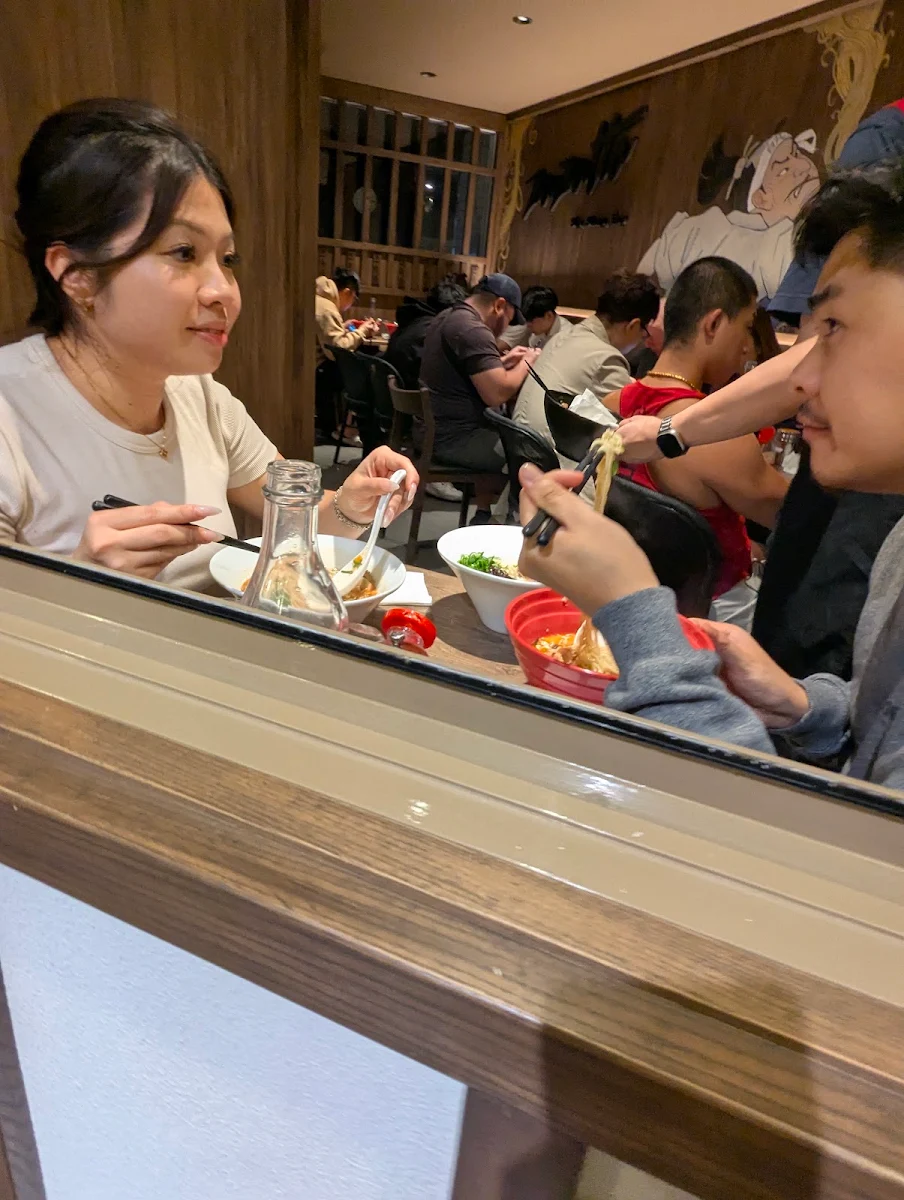 Vibe, Ramen IPPUDO World Square