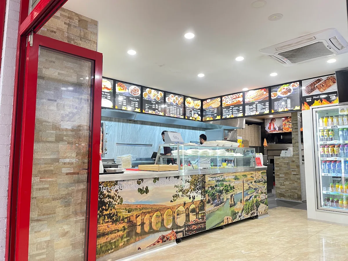 Vibe, Ararat Kebabs