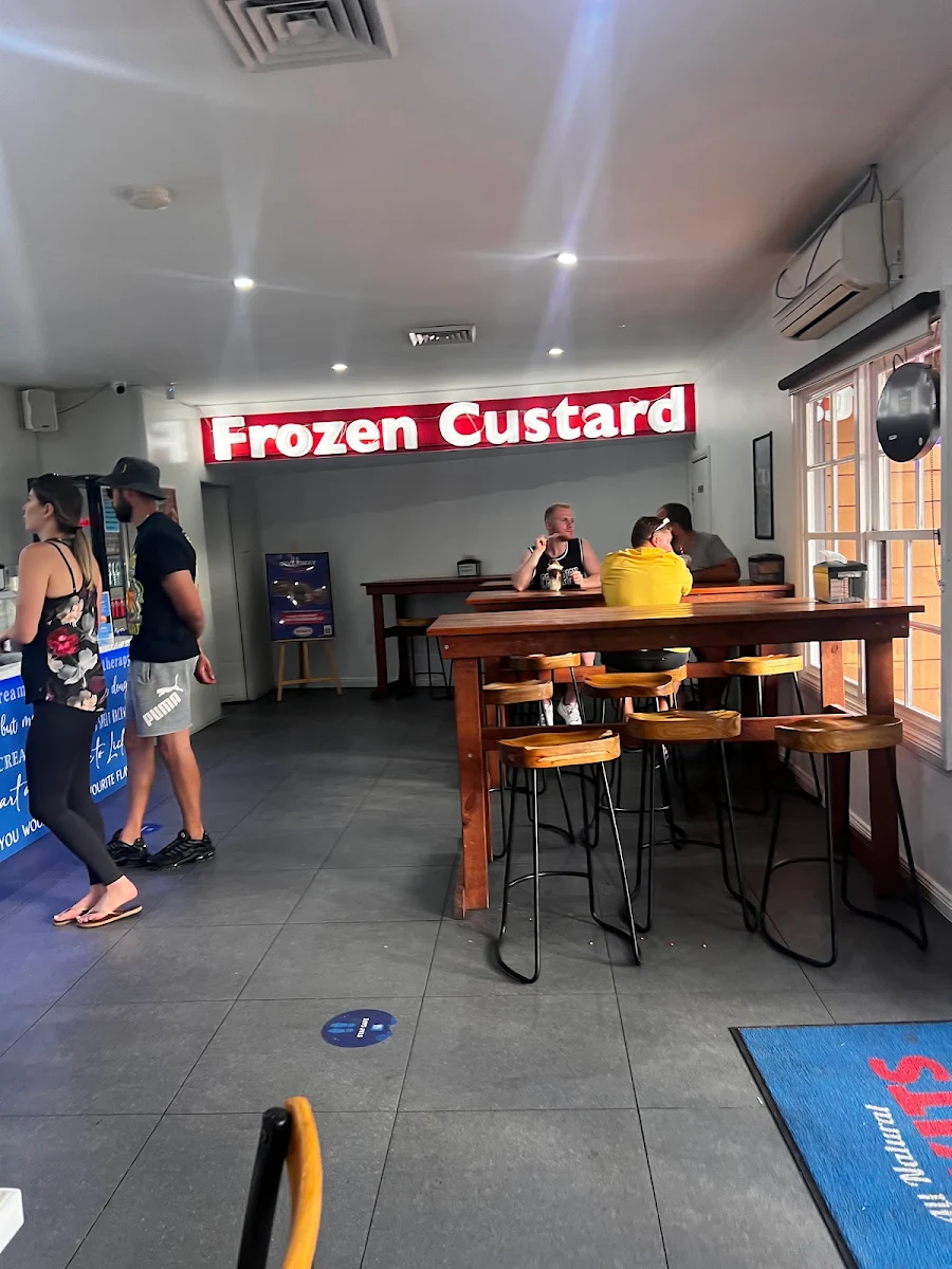 Vibe, Lickits Frozen Custard