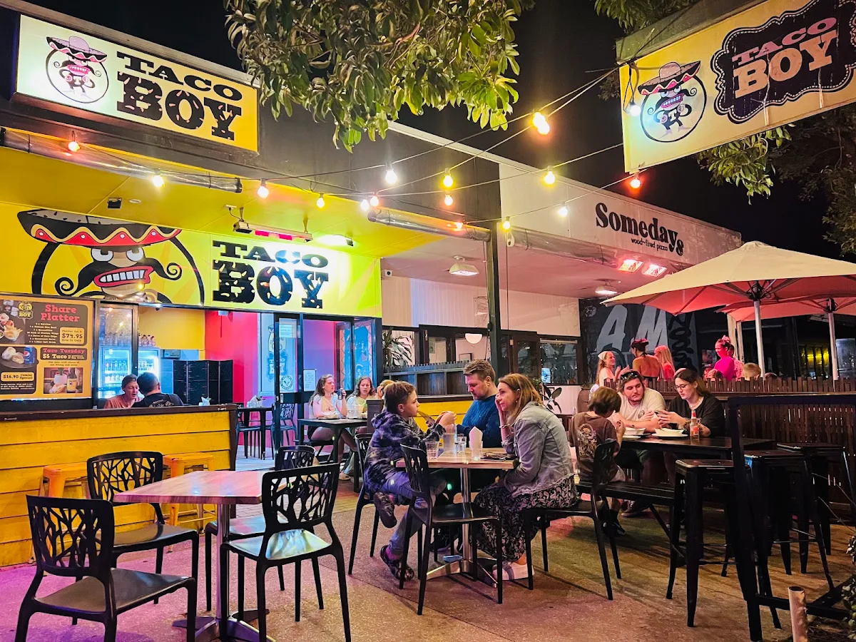 Vibe, Taco Boy
