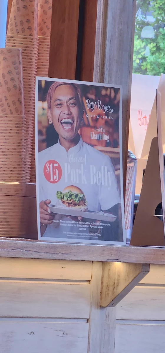 Menu, Betty's Burgers