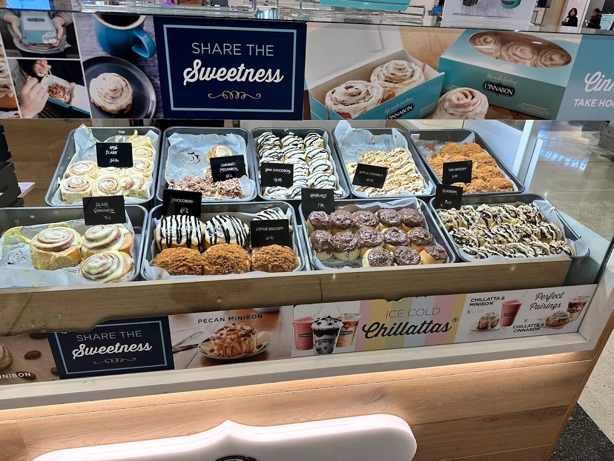 Vibe, Cinnabon Westfield Southland