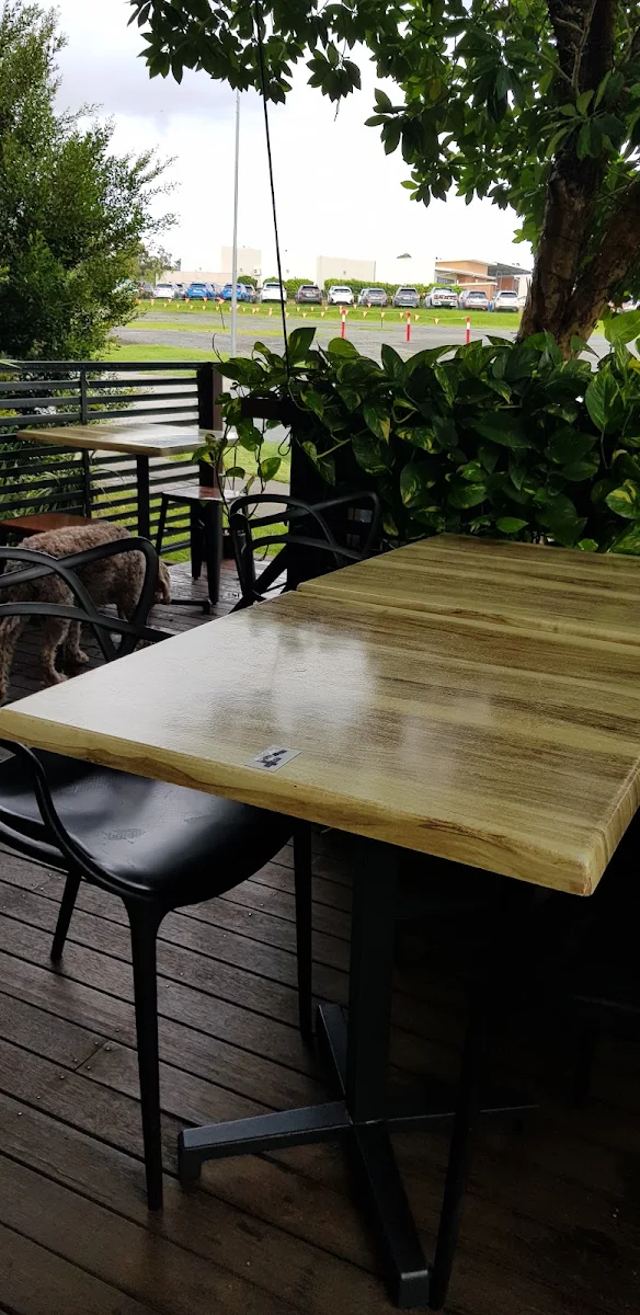 Vibe, Kudo Bros Espresso Bar & Kitchen