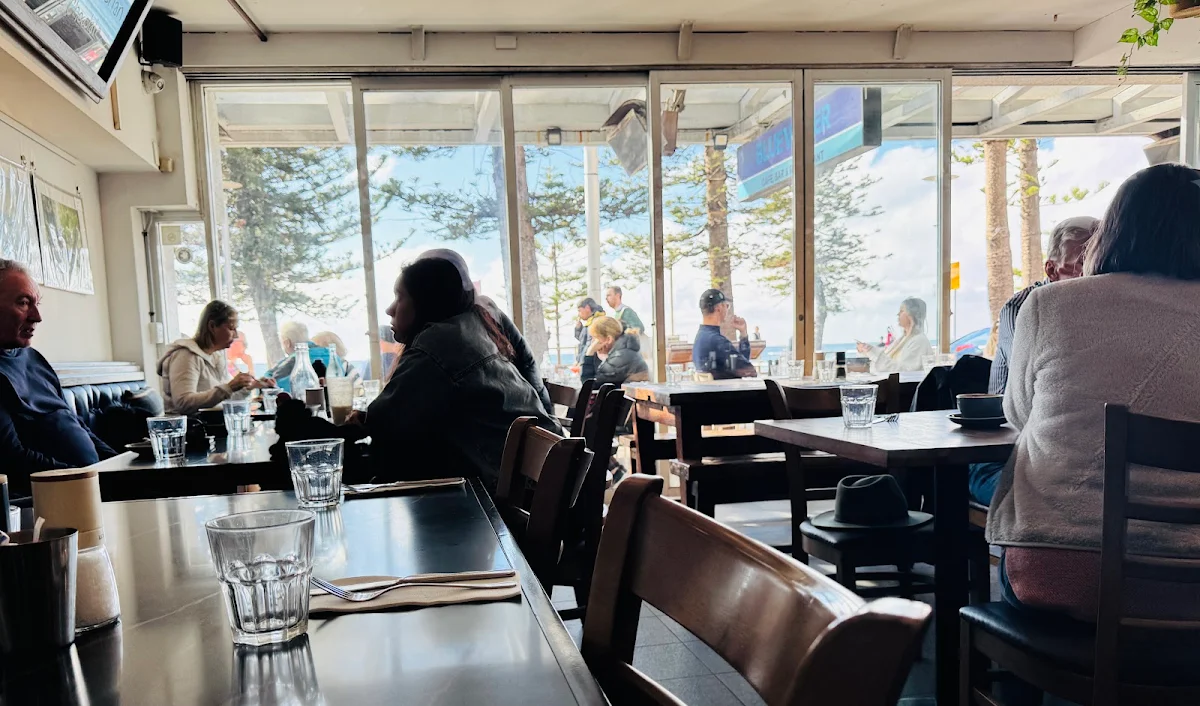Vibe, Bluewater Cafe