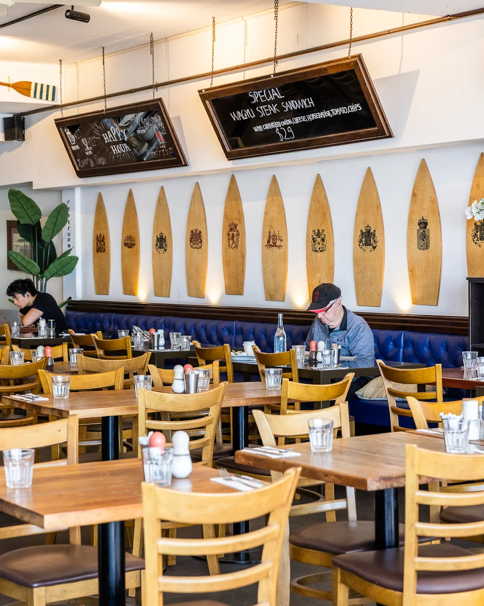 Vibe, Bluewater Cafe