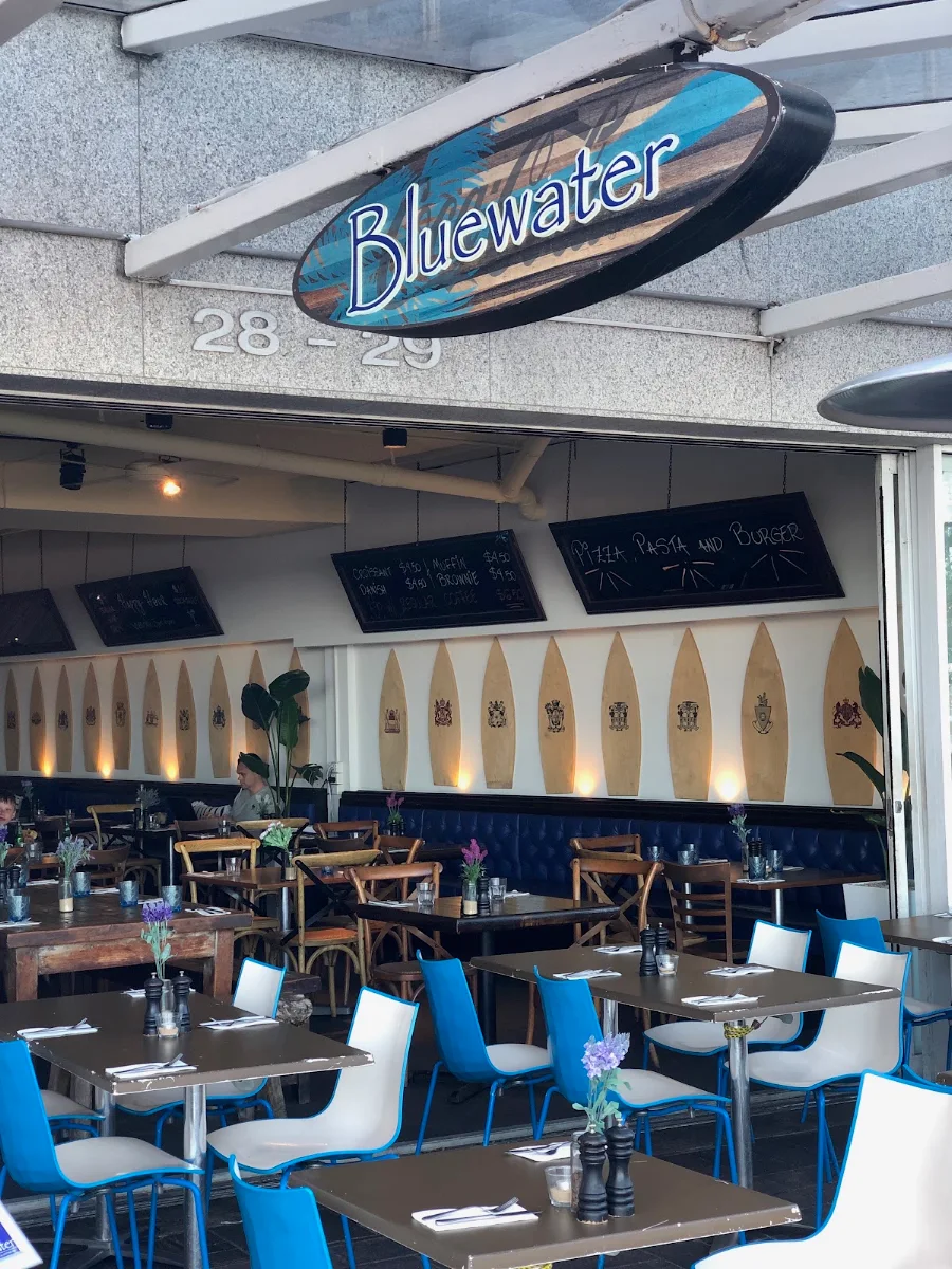 Vibe, Bluewater Cafe