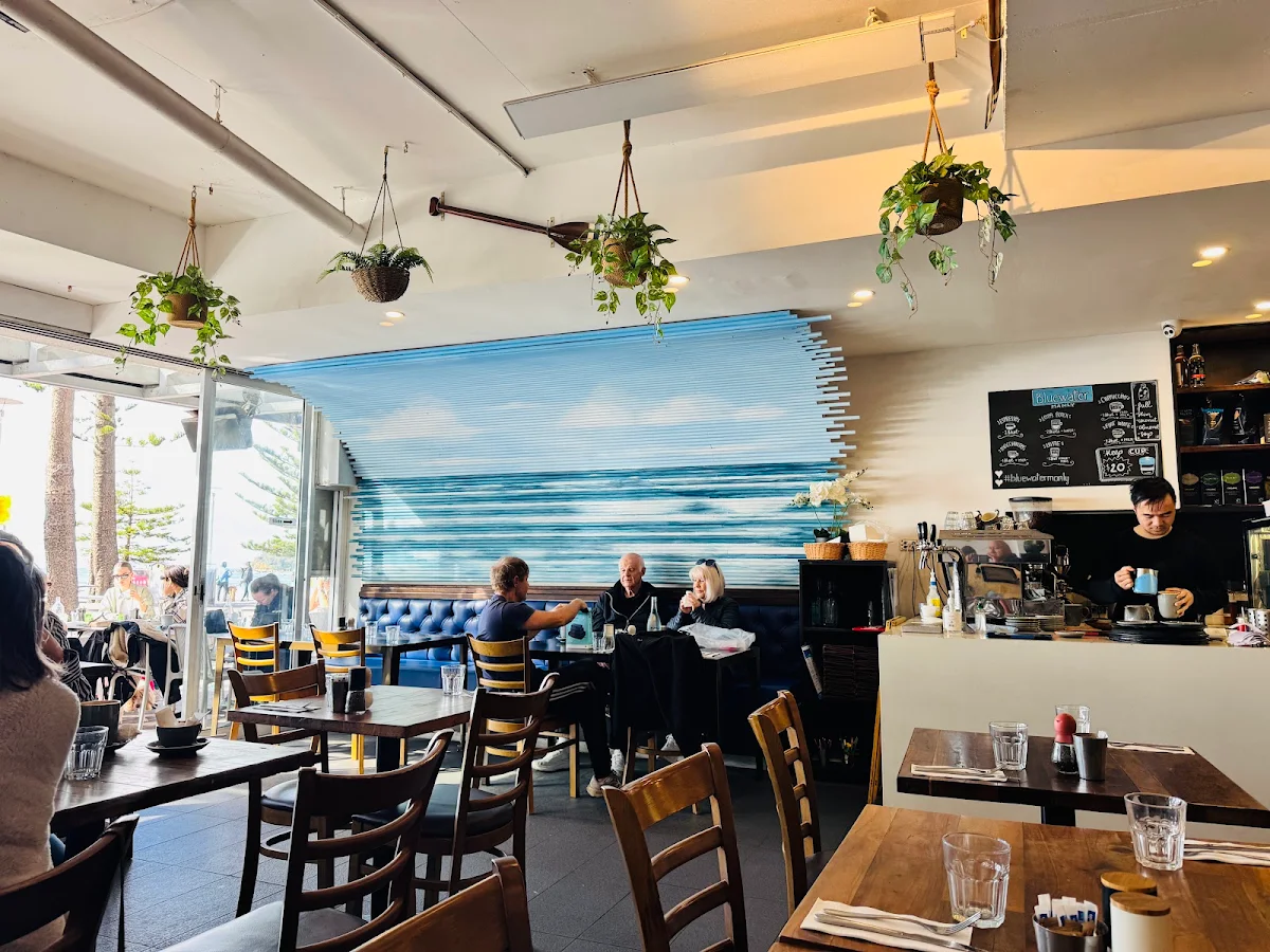 Vibe, Bluewater Cafe