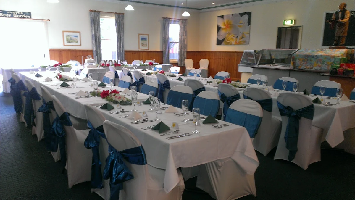 Vibe, Duke's Commercial Hotel Koroit