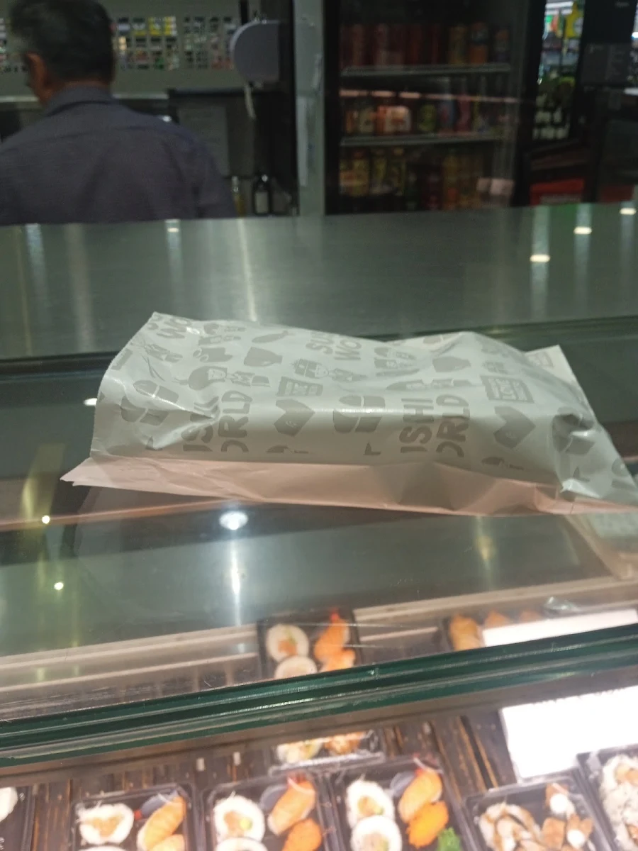 Vibe, Sushi World - Macquarie Shopping Centre