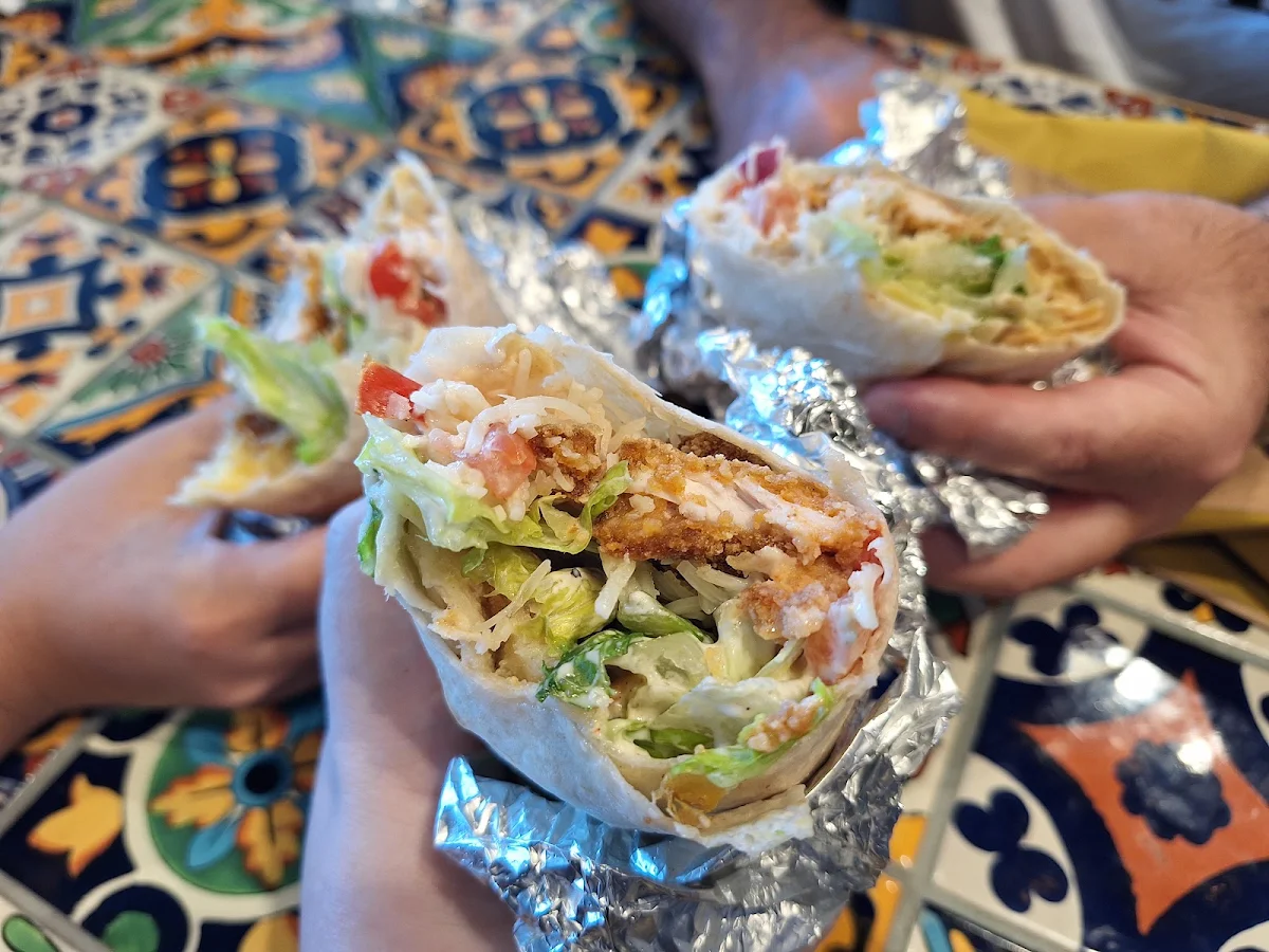 Food & drink, Guzman y Gomez - Chermside DT