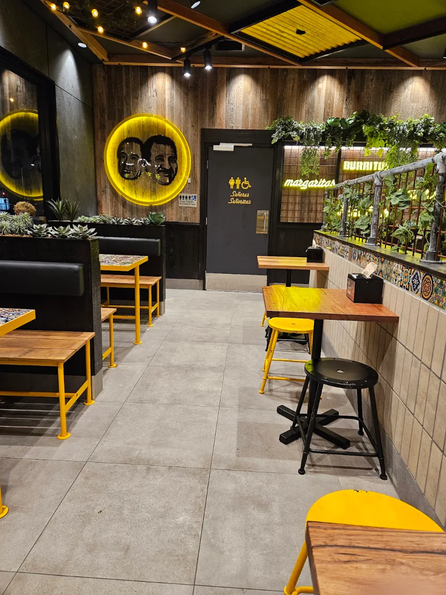 Vibe, Guzman y Gomez - Chermside DT