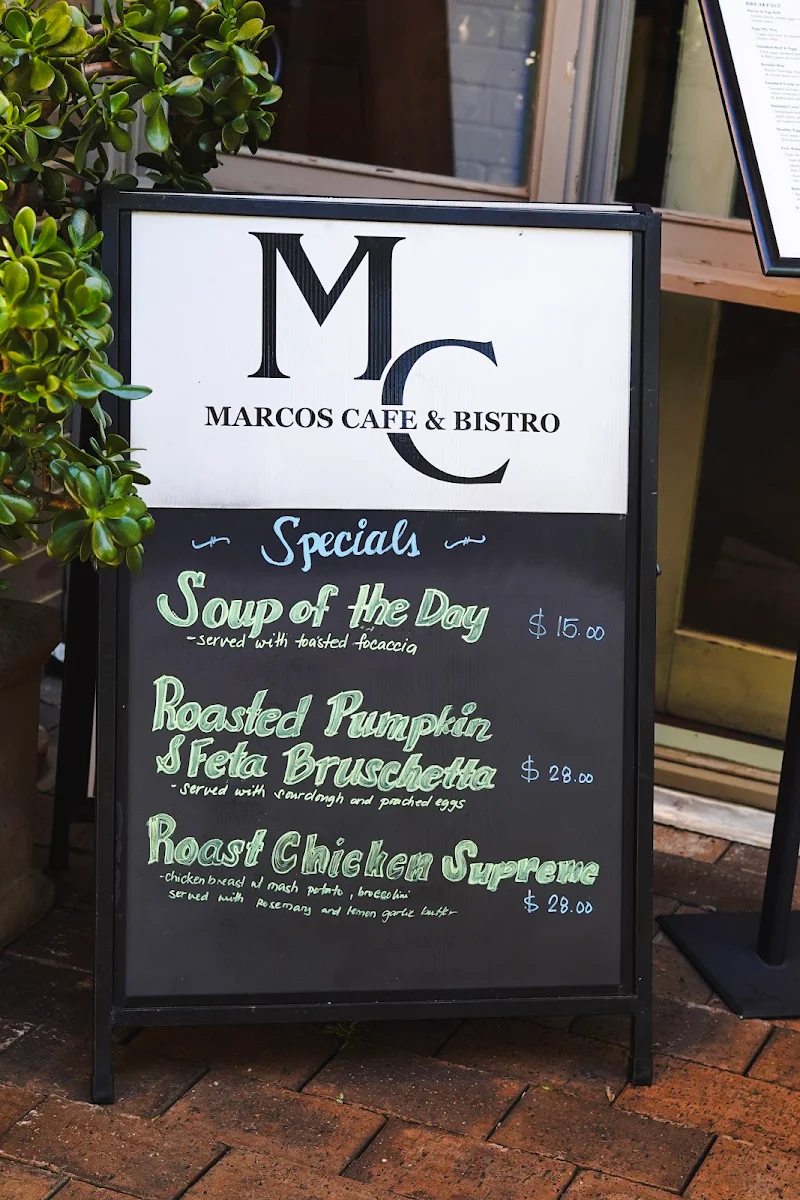 Menu, Marcos Cafe & Bistro & Pizzeria