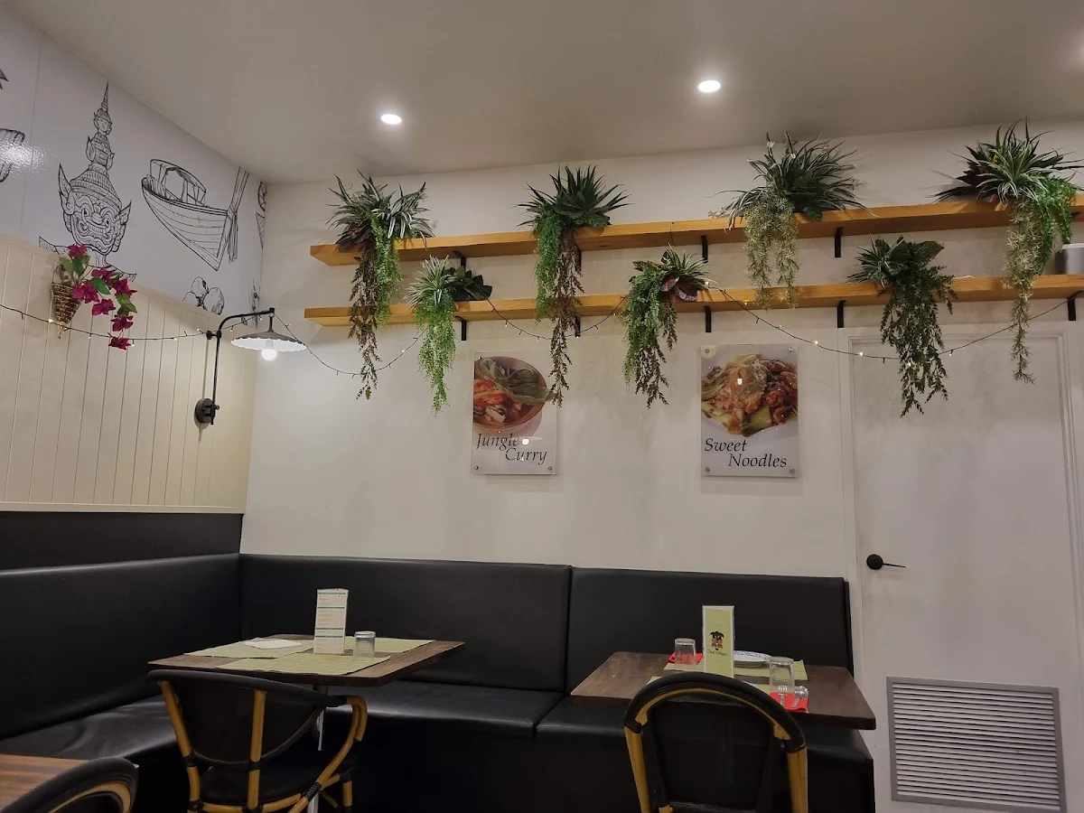 Vibe, Thai Ginger Restaurant