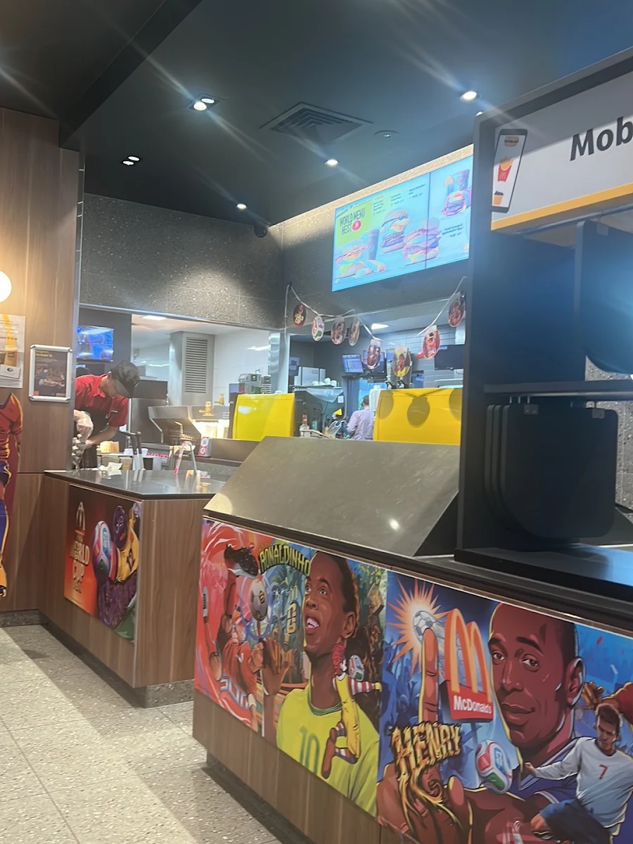 Vibe, McDonald’s Pasadena