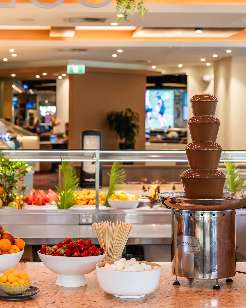 Vibe, Lusso Buffet Blacktown