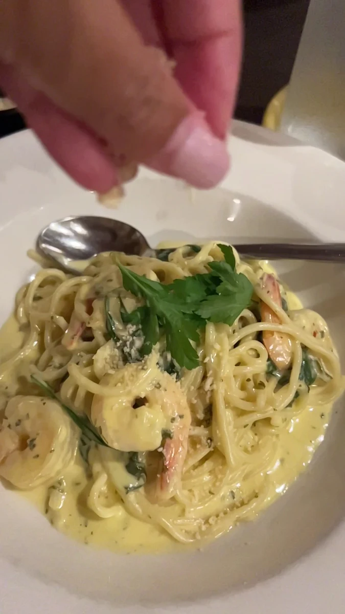Food & drink, Santinis Restaurant & Bar