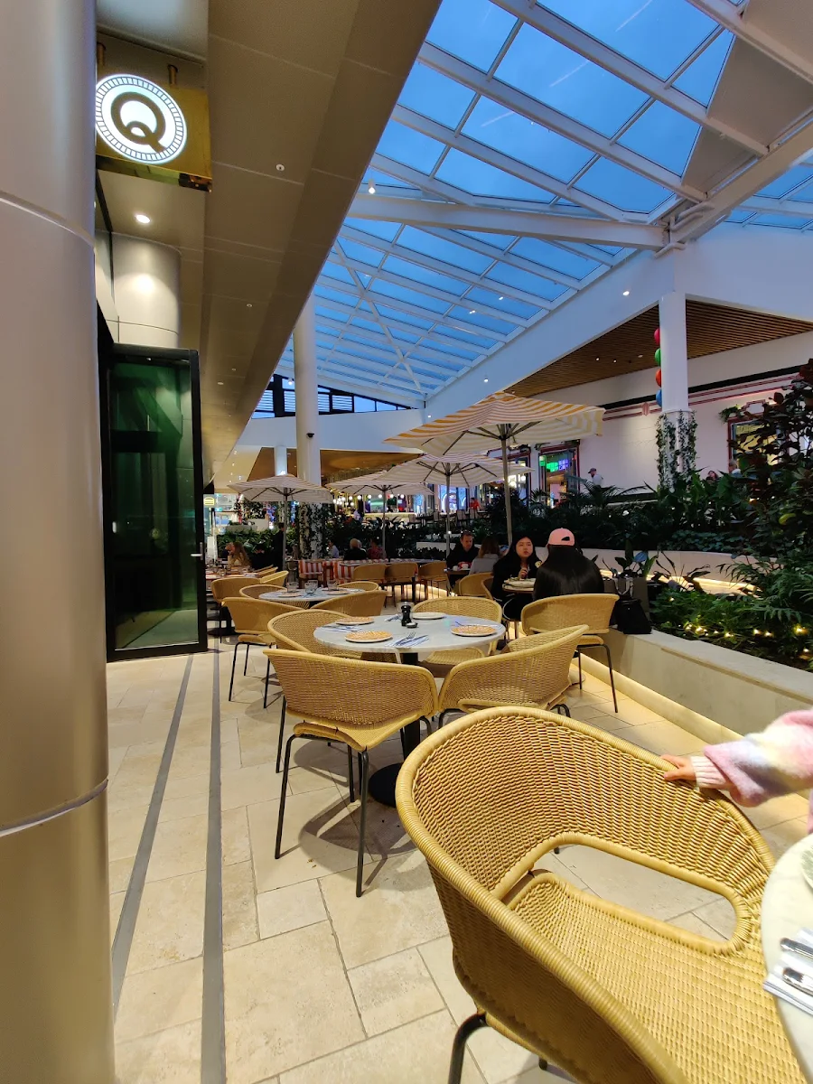 Vibe, Cinque Terre Chadstone