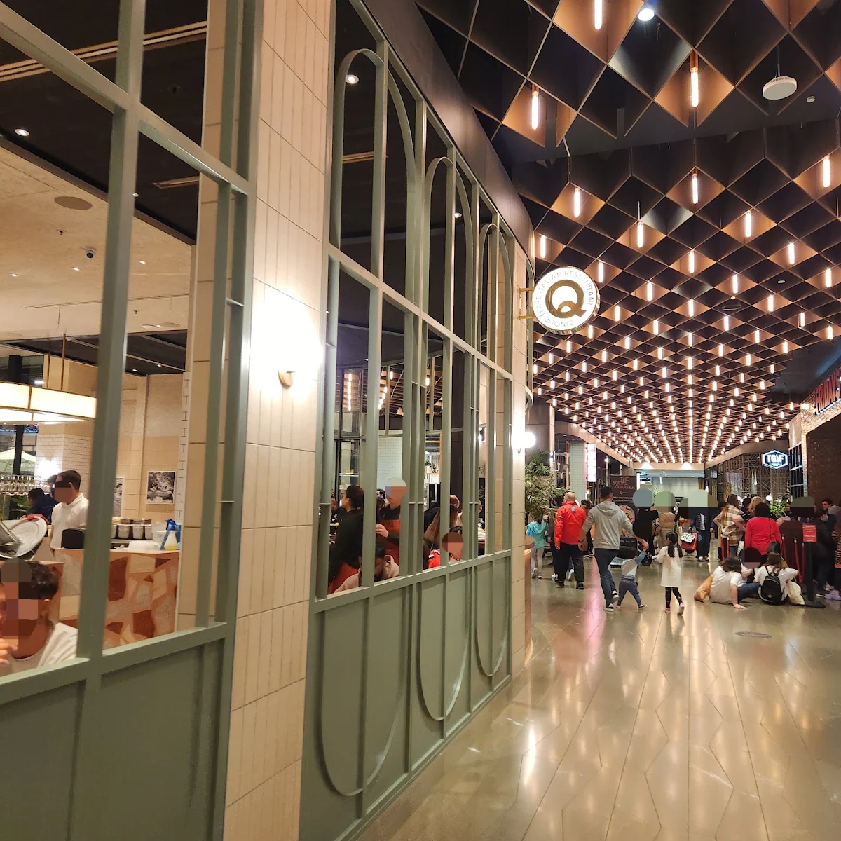 Vibe, Cinque Terre Chadstone