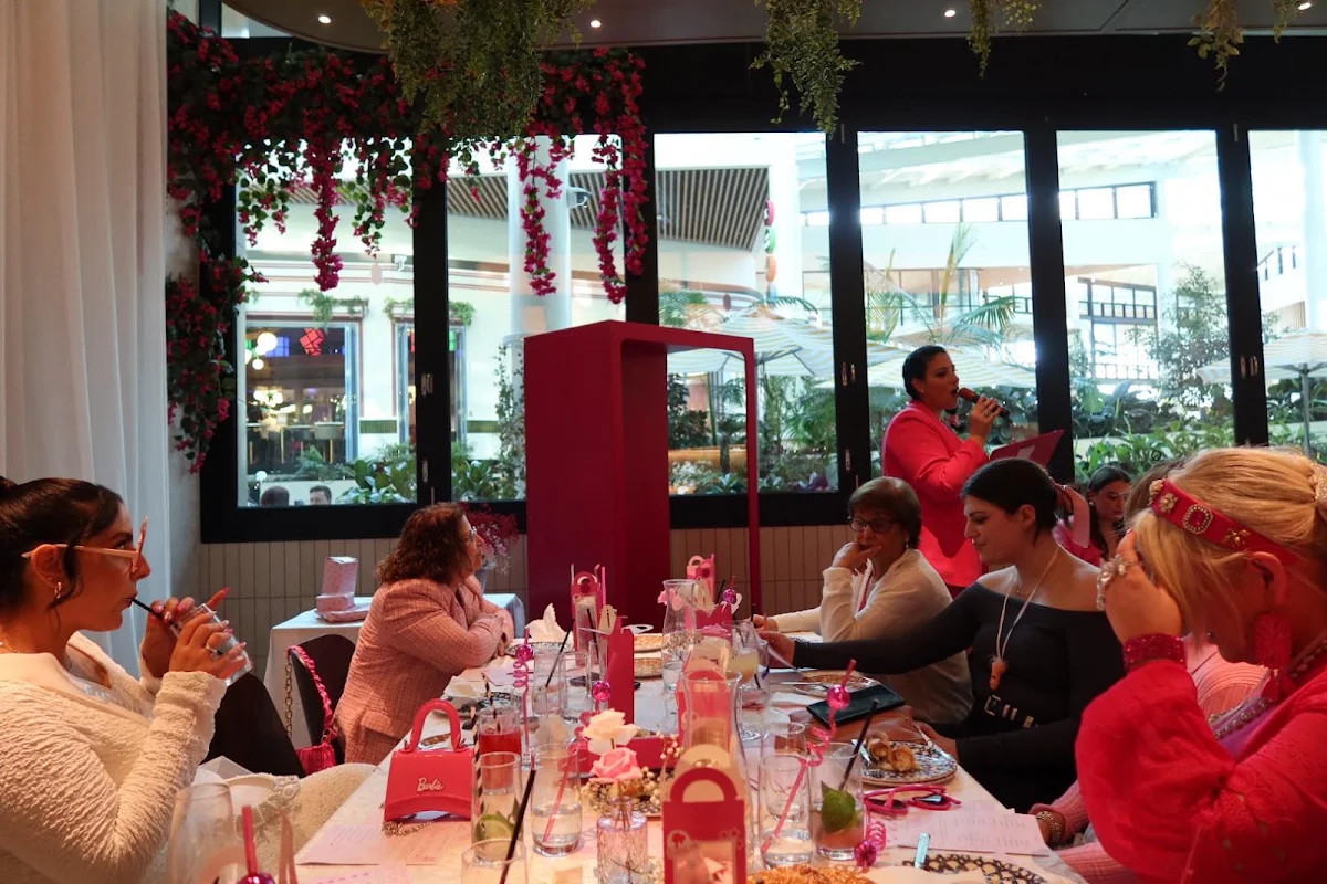 Vibe, Cinque Terre Chadstone