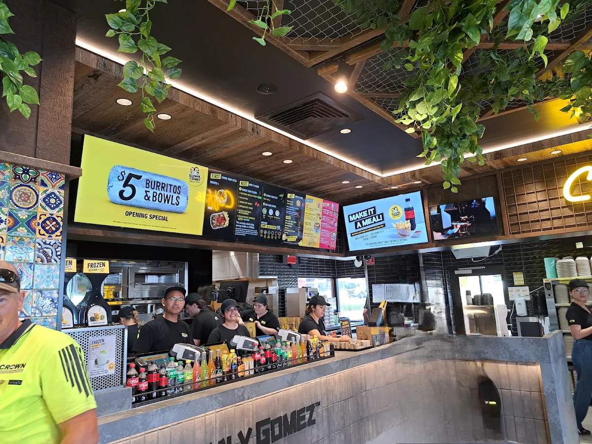 Vibe, Guzman y Gomez - Oran Park