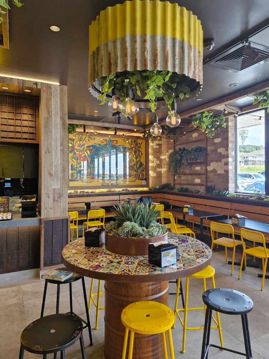 Vibe, Guzman y Gomez - Oran Park