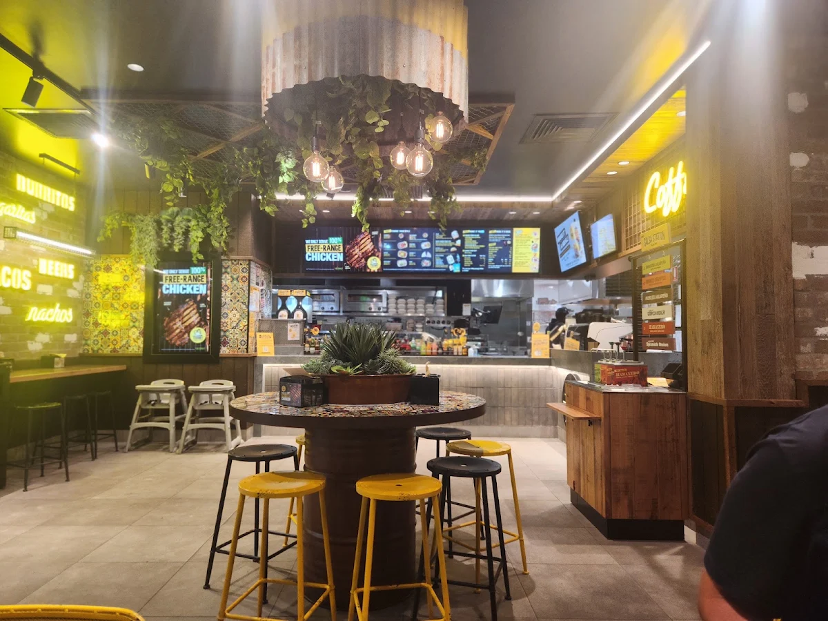 Vibe, Guzman y Gomez - Oran Park