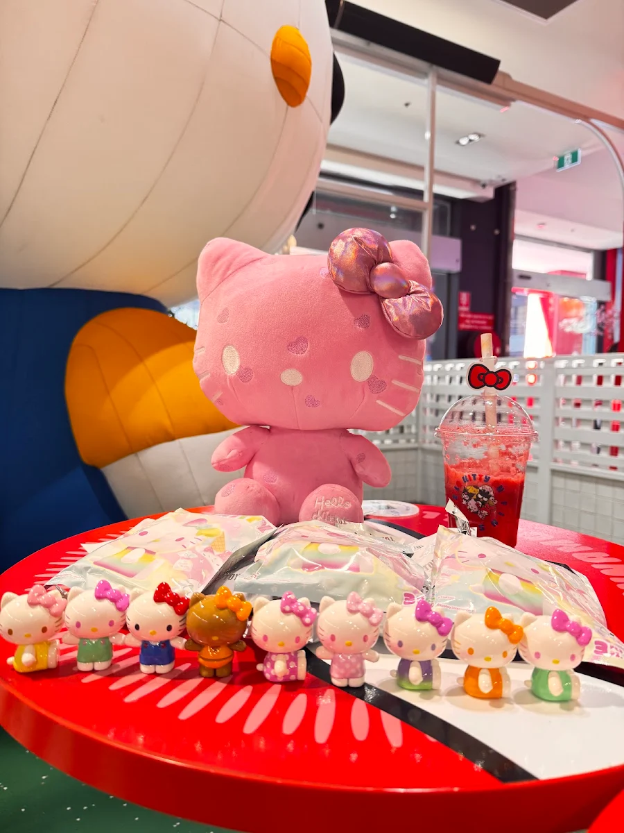 Food & drink, Hello Kitty and Friends Cafe Melbourne Central