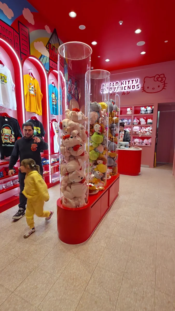 Vibe, Hello Kitty and Friends Cafe Melbourne Central