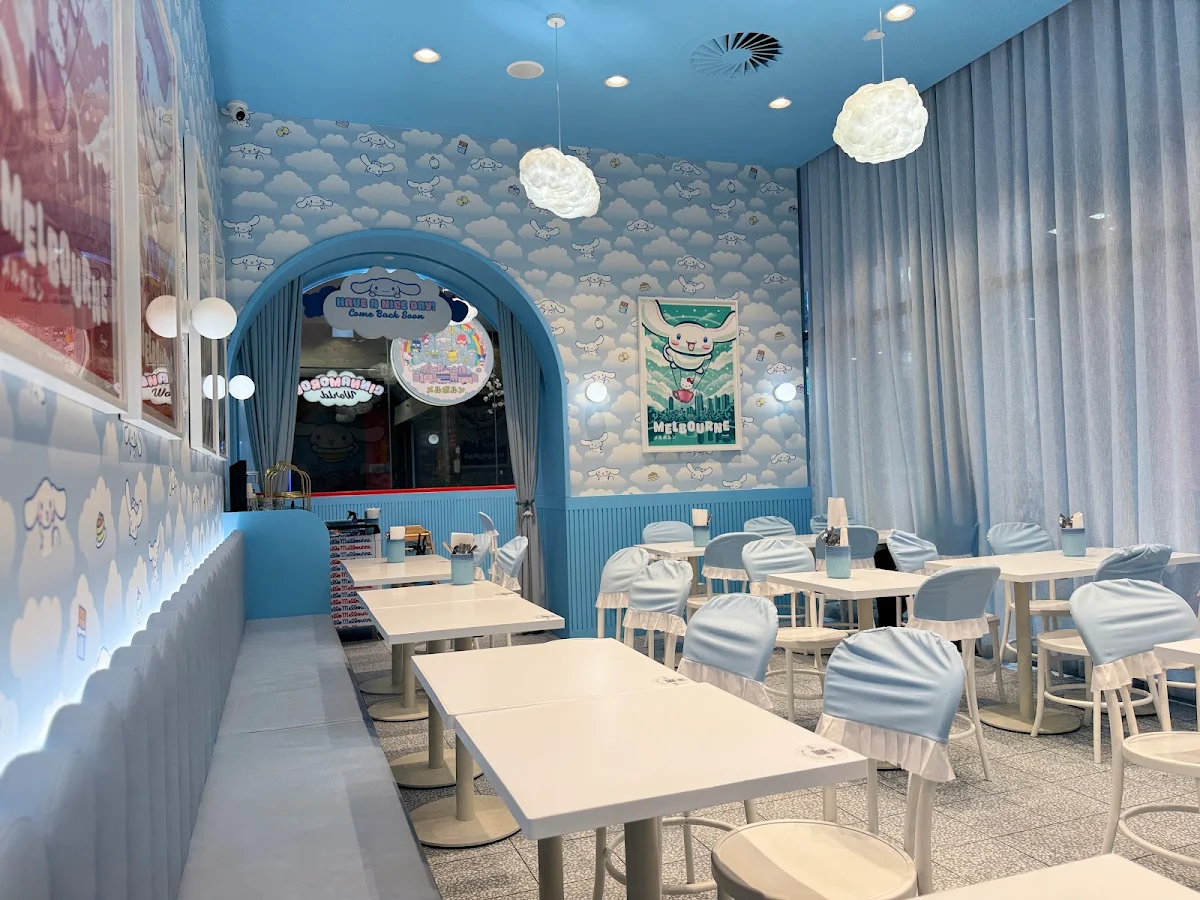 Vibe, Hello Kitty and Friends Cafe Melbourne Central