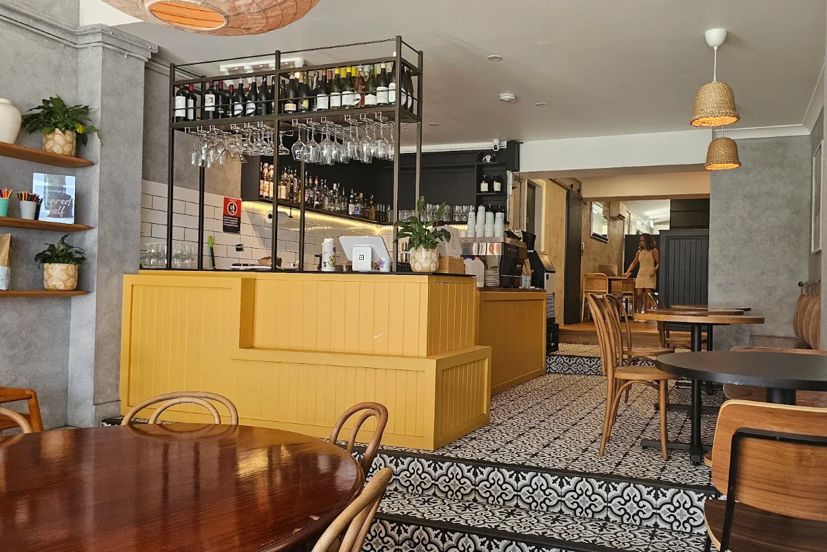Vibe, The Bungalow Petersham