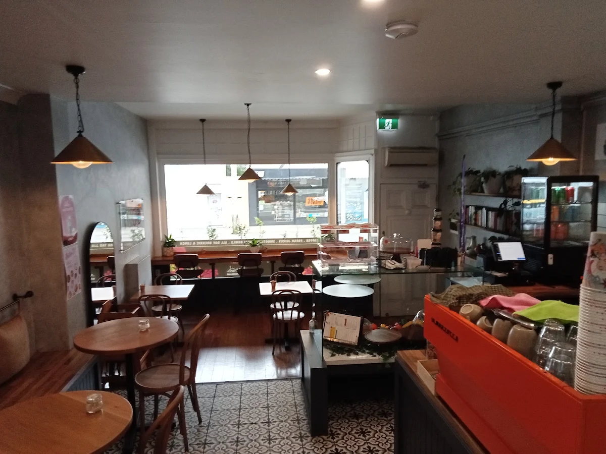 Vibe, The Bungalow Petersham