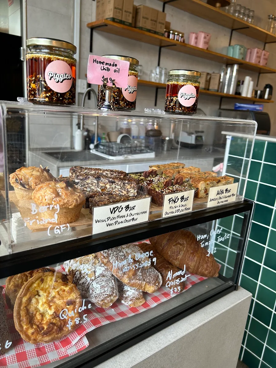 Vibe, Piggies