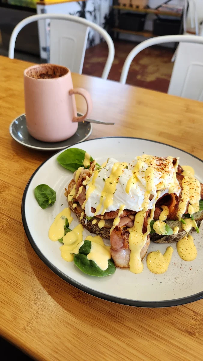 Food & drink, His & Hers cafe