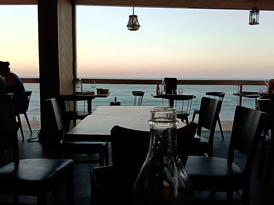 Vibe, Lovat on the Beach