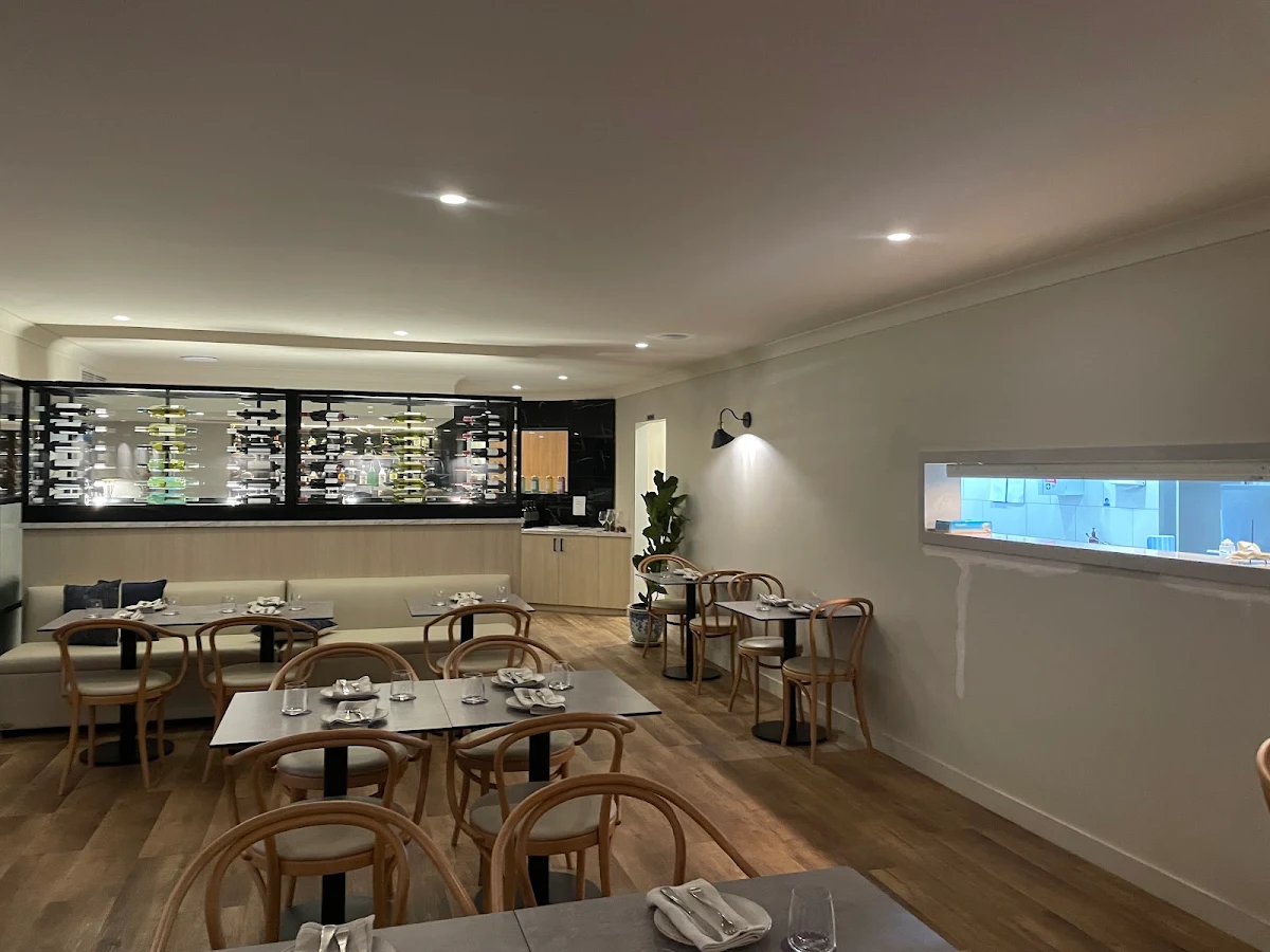 Vibe, Jacaranda Restaurant & Bar
