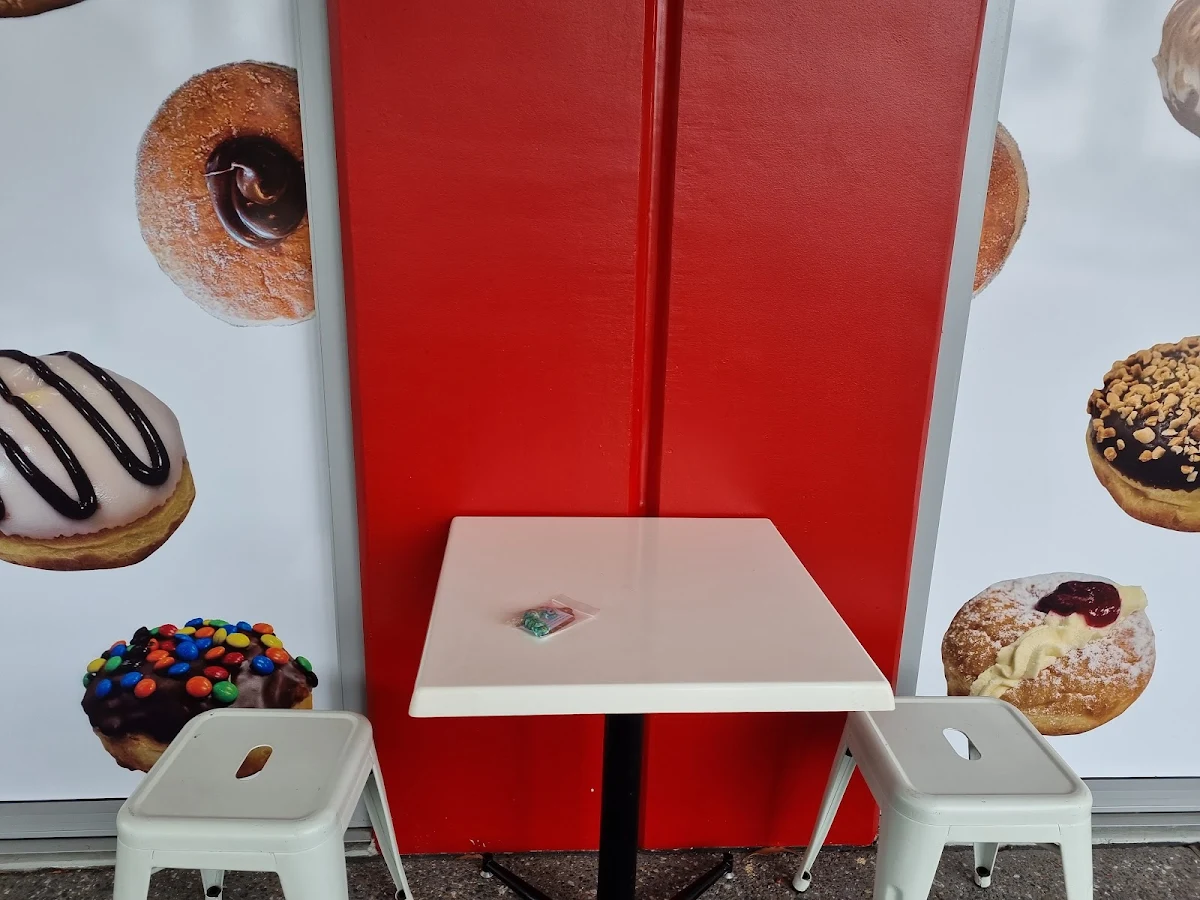 Vibe, Dougie's Donuts Marsden